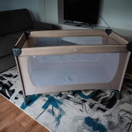 Serenity Studio 10' De Paris & 30' De Disneyland